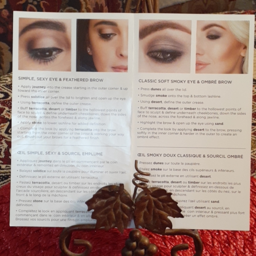 SOLD SET, EYESHADOW & LIP COLOR - Picture 6 of 7